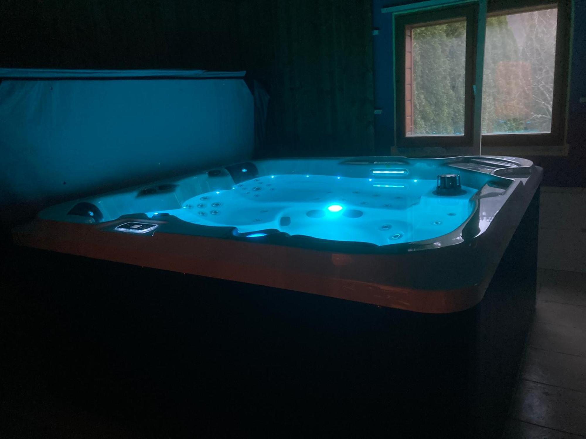 Chalet La Calougeotte, Jardin, Spa Et Sauna Prives Le Ménil Eksteriør billede