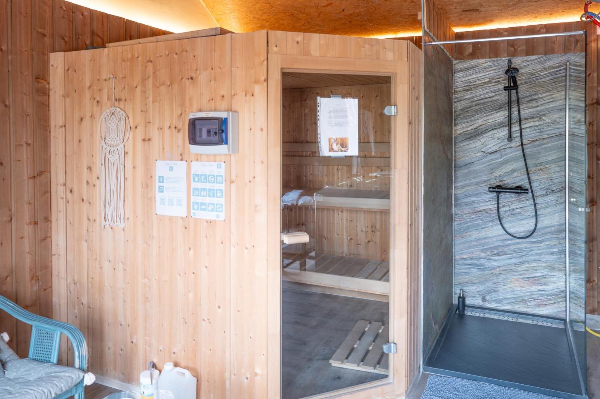 Chalet La Calougeotte, Jardin, Spa Et Sauna Prives Le Ménil Eksteriør billede