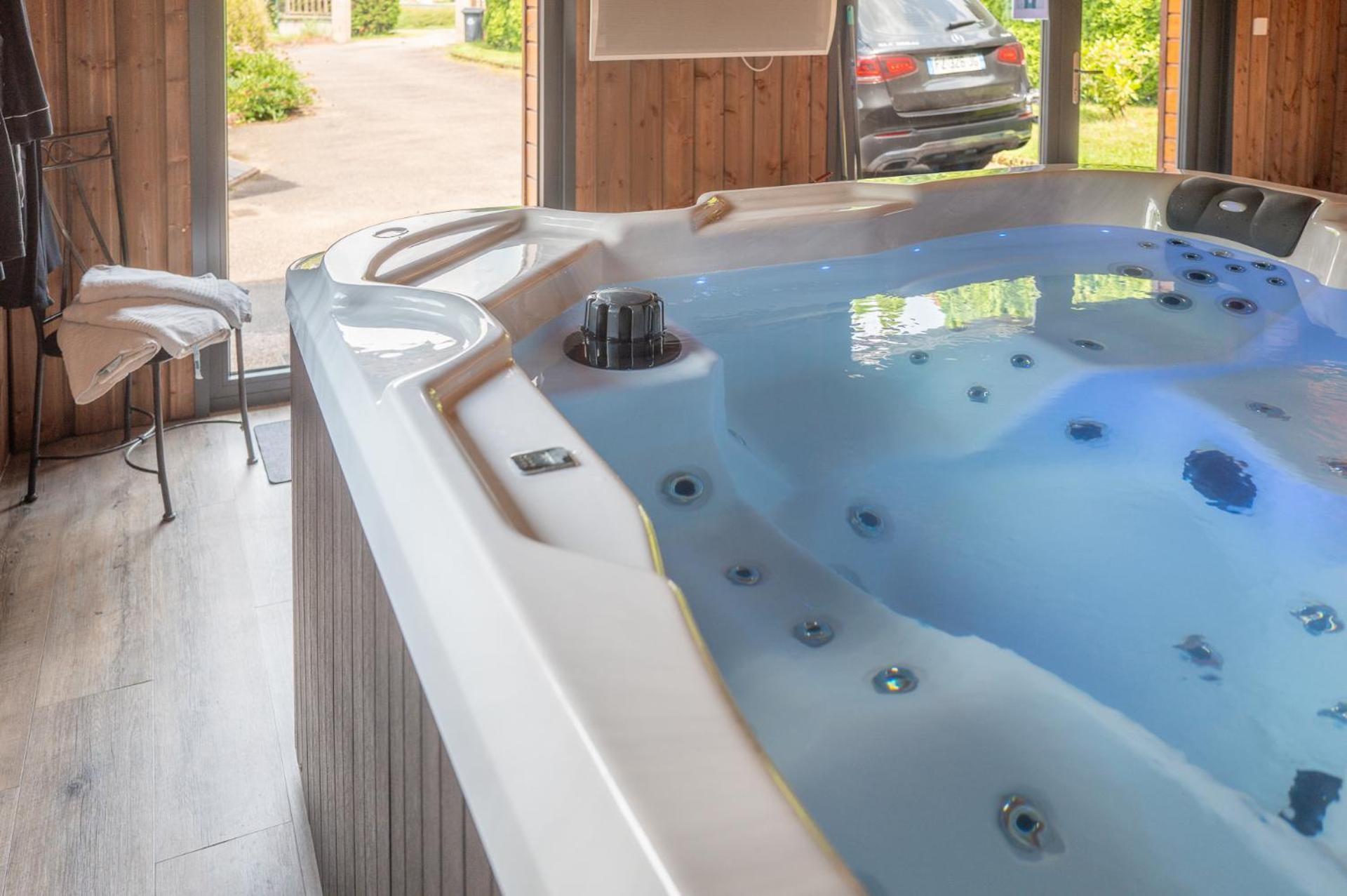 Chalet La Calougeotte, Jardin, Spa Et Sauna Prives Le Ménil Eksteriør billede